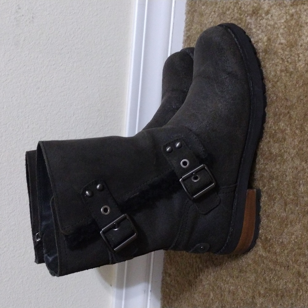 UGG Women's W Niels II Boot Size 6.5